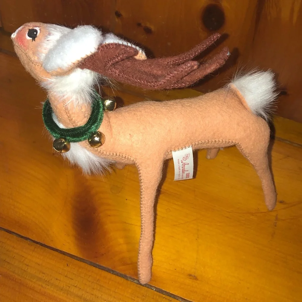 Young Reindeer 8 Inch AnnaLee Doll 2002 - Picture 3 of 4